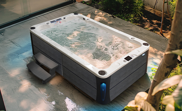 Deck Series Huntington Park hot tubs for sale